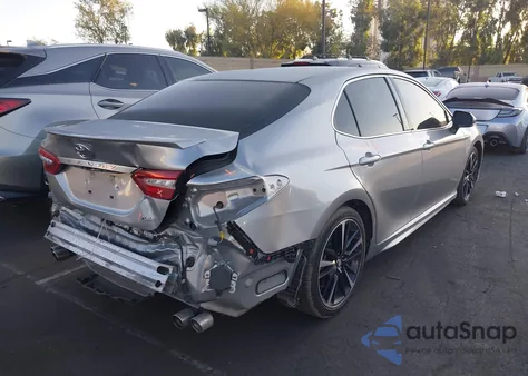 2018 Toyota Camry Xse z USA, uszkodzony, nr VIN 4T1B61HK9JU026007